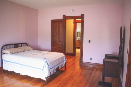 The Queen Anne House